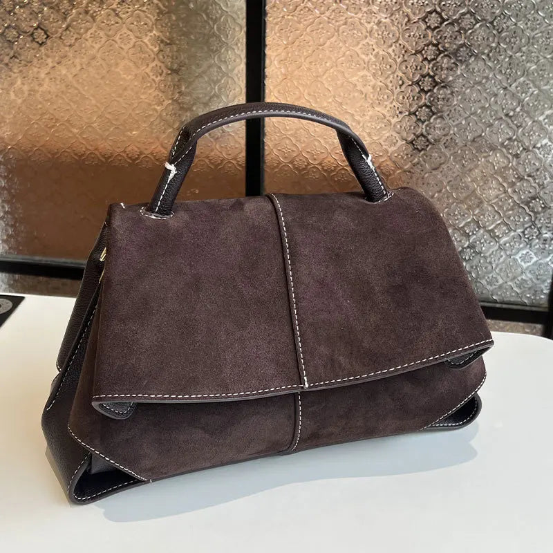 Damska torebka z zamszu